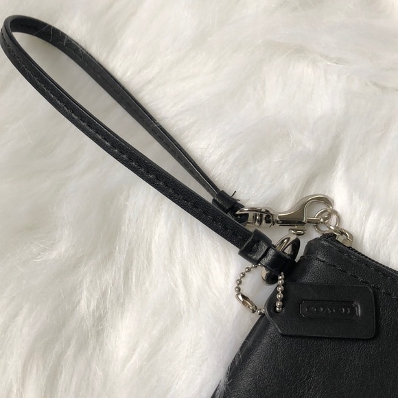 Coach Wristlet - Picture 3 of 6